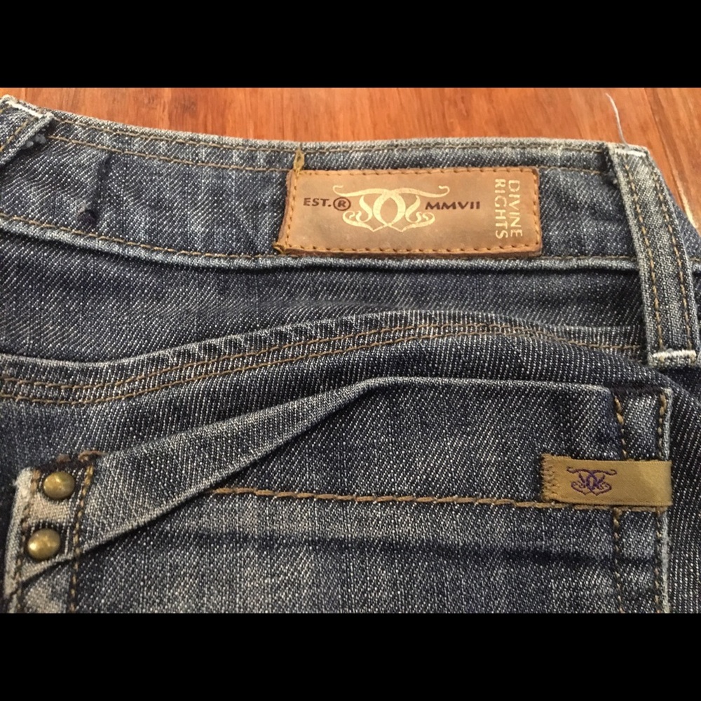 Divine Rights Low Rise Slim Fit Jeans - Picture 4 of 8